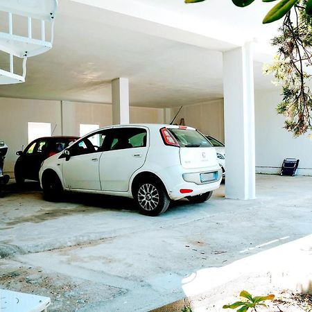 Porto Cesareo Appartamento Panoramico Fronte Mare Con Parcheggio Coperto Torre Lapillo Exteriér fotografie