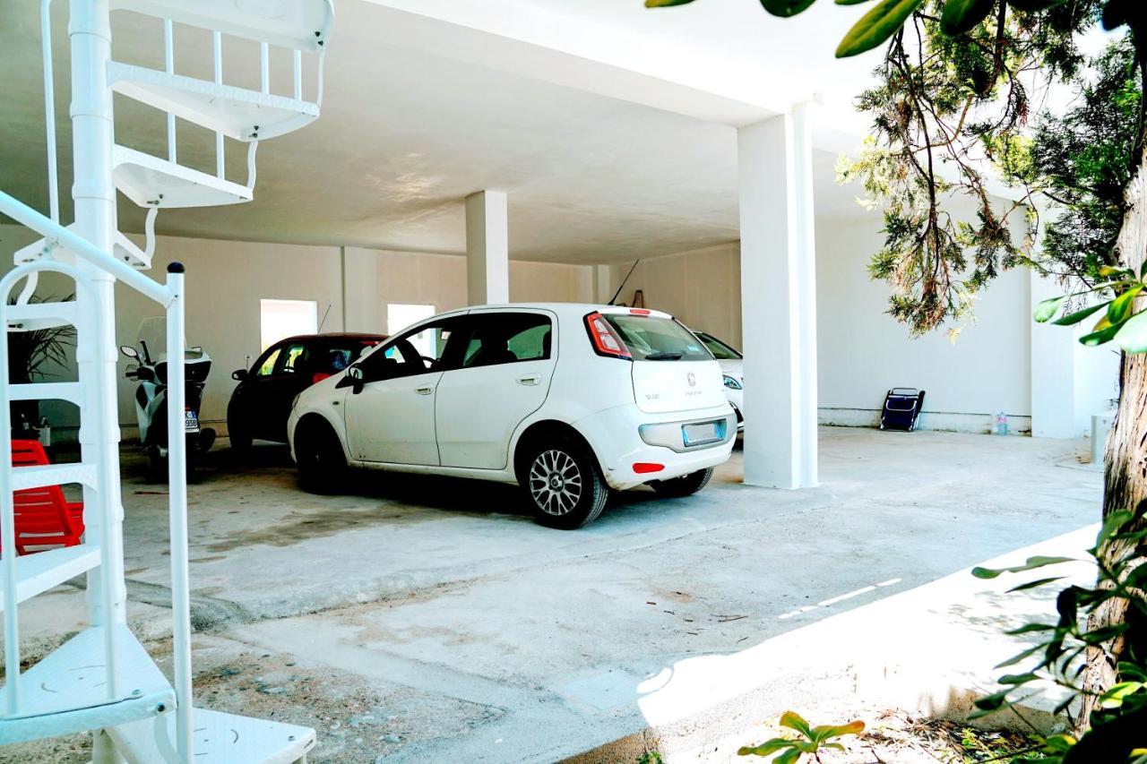 Porto Cesareo Appartamento Panoramico Fronte Mare Con Parcheggio Coperto Torre Lapillo Exteriér fotografie