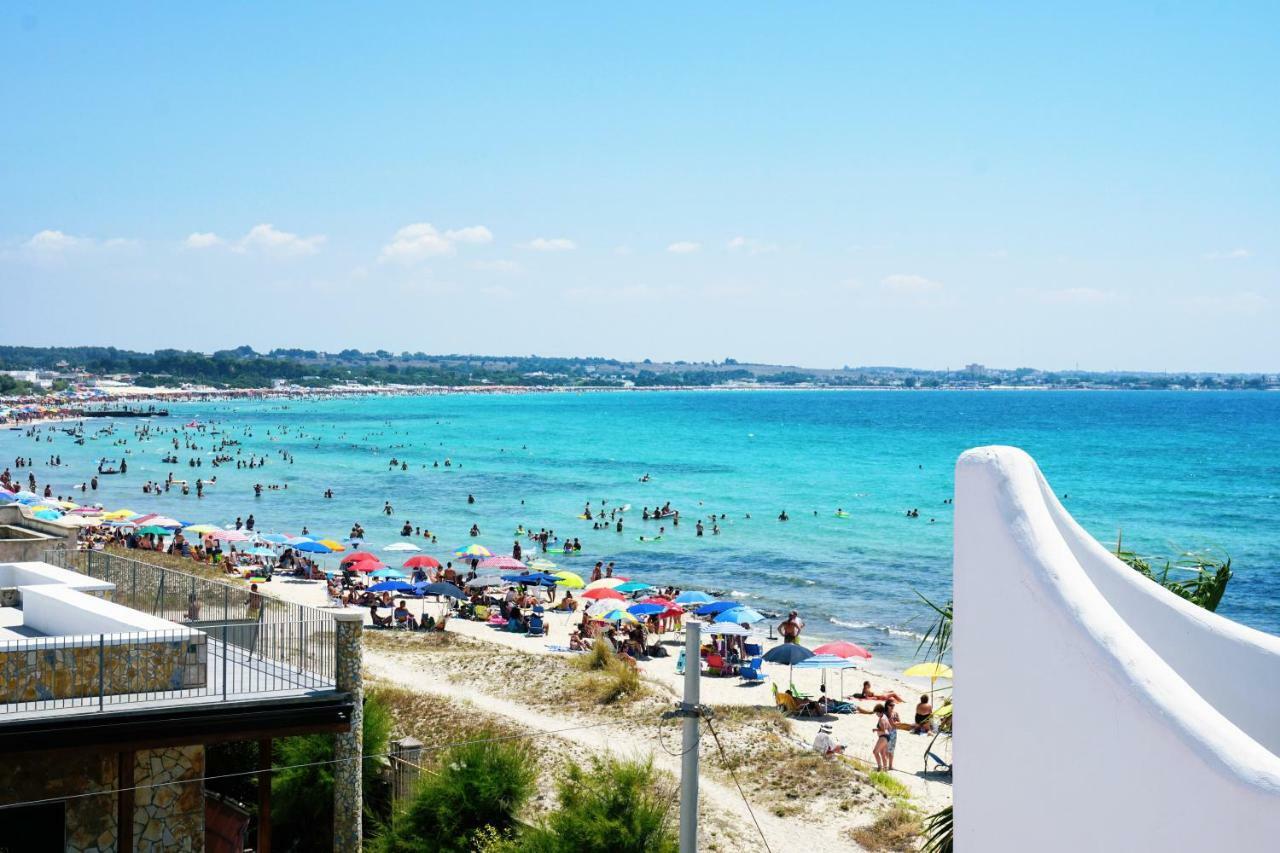 Porto Cesareo Appartamento Panoramico Fronte Mare Con Parcheggio Coperto Torre Lapillo Exteriér fotografie